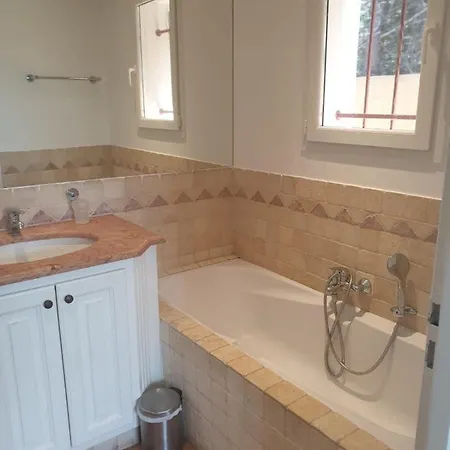 Provencale Avec Piscine Privee *